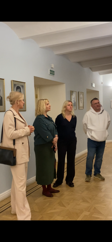 Дэлегацыя з Екацярынбурга ў Купалаўскім тэатры.